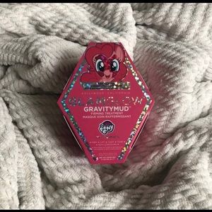 Glamglow Gravity Mud